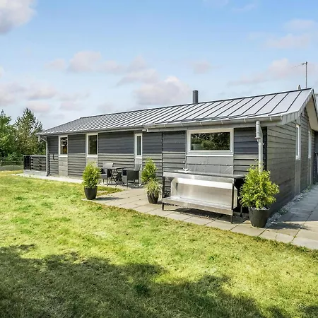 Awesome Home In Ebeltoft With Sauna 펜션 에벨토프트