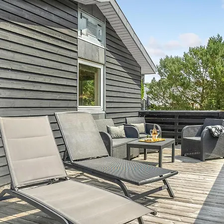 Awesome Home In Ebeltoft With Sauna