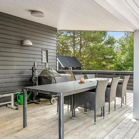 Awesome Home In Ebeltoft With Sauna 펜션